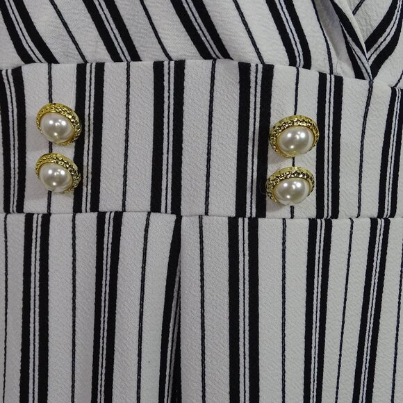 Almost Famous Striped Sleeveless Jumpsuit Women Size L Pearl Button Wide Leg NEW - Picture 3 of 16